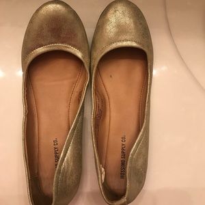Gold shimmer business flats
